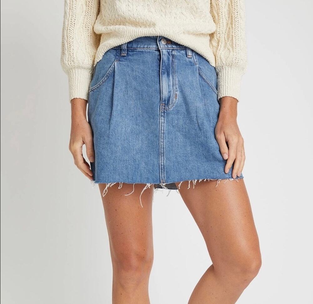 Free People Cosmico Flirt Denim Skirt Size 29 Rain Blue Distressed Raw Hem Mini